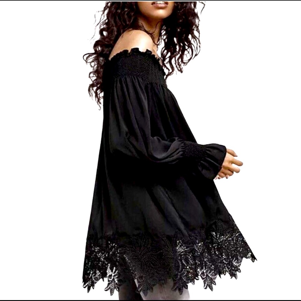 😍 ERI + ALI for Anthropologie! Black off the shoulder tunic top